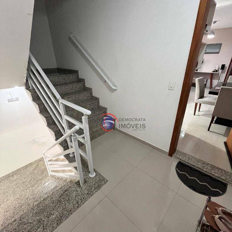 Apartamento à venda com 3 quartos, 85m² - Foto 22