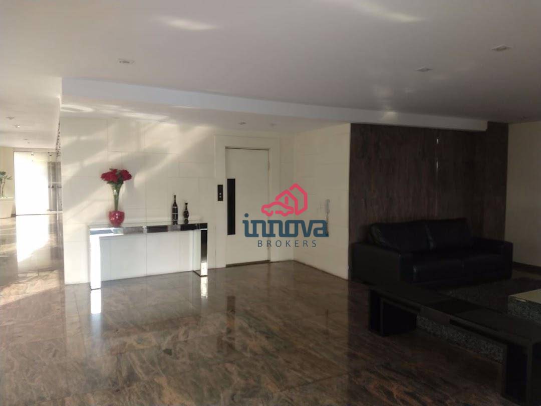 Apartamento à venda com 3 quartos, 204m² - Foto 29