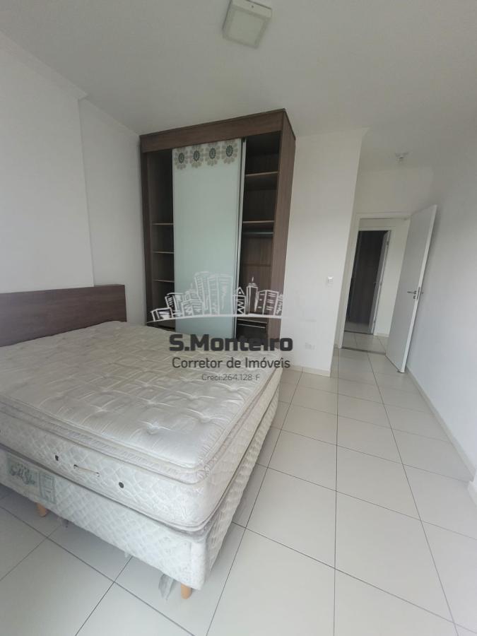 Apartamento à venda com 2 quartos, 76m² - Foto 17