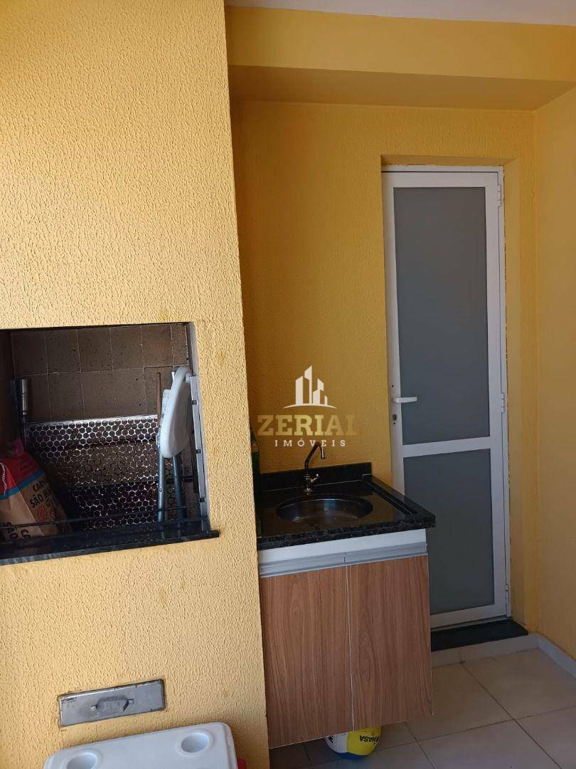 Apartamento à venda com 2 quartos, 67m² - Foto 4