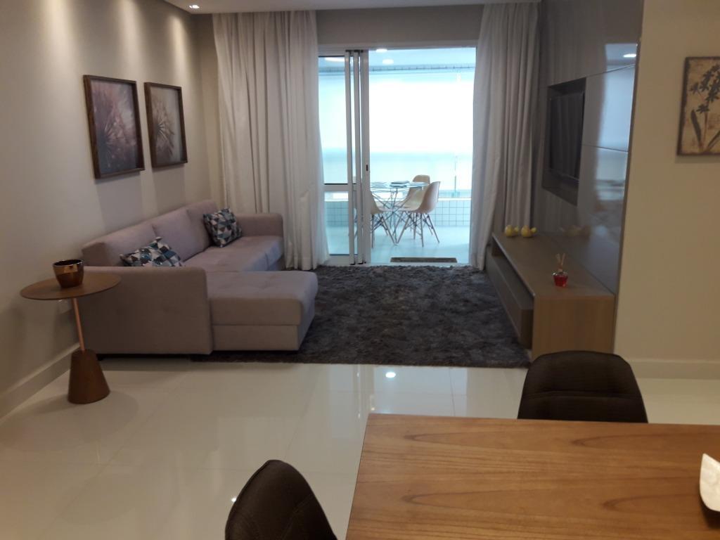 Apartamento à venda com 3 quartos, 134m² - Foto 2