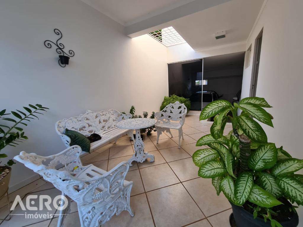 Casa à venda com 3 quartos, 195m² - Foto 19