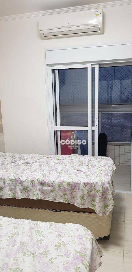 Apartamento à venda com 3 quartos, 134m² - Foto 17