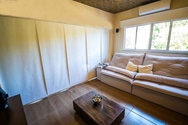 Casa à venda com 4 quartos, 120m² - Foto 3