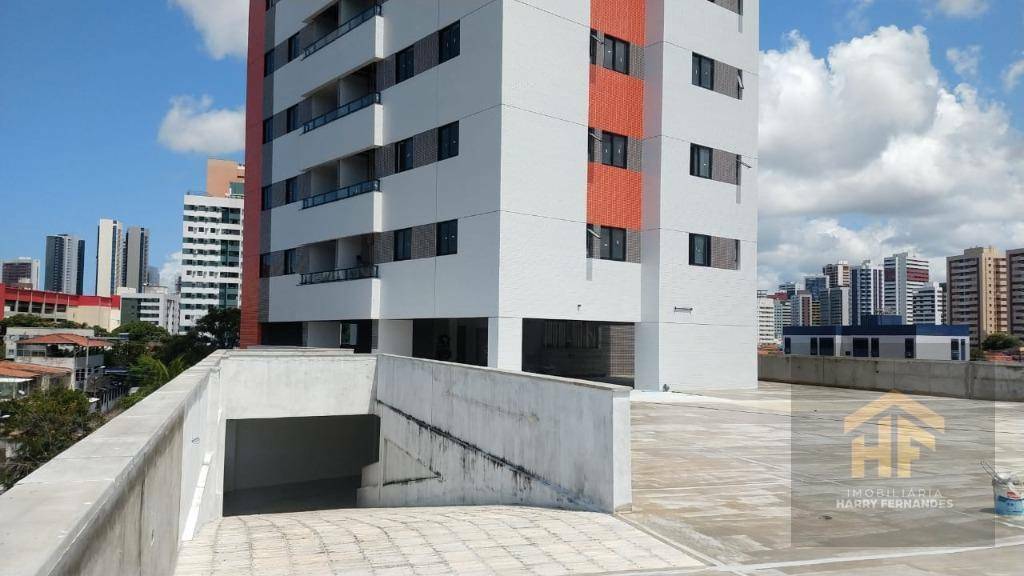 Apartamento à venda com 4 quartos, 107m² - Foto 2