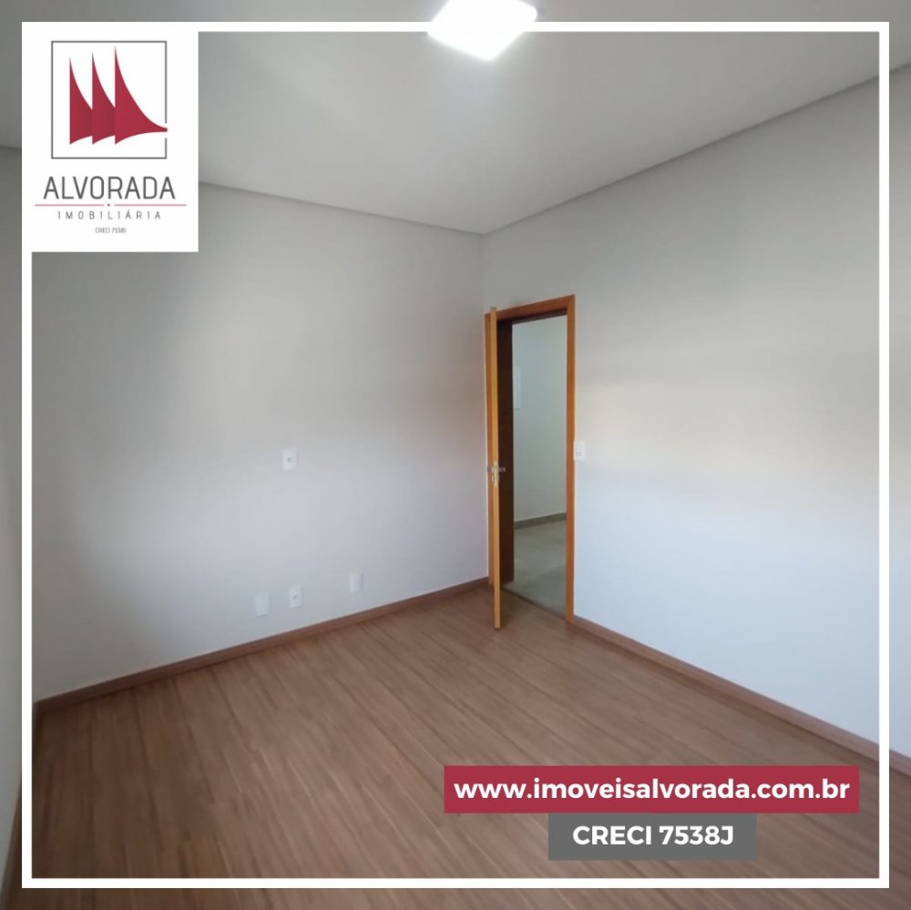 Casa à venda com 3 quartos, 171m² - Foto 4