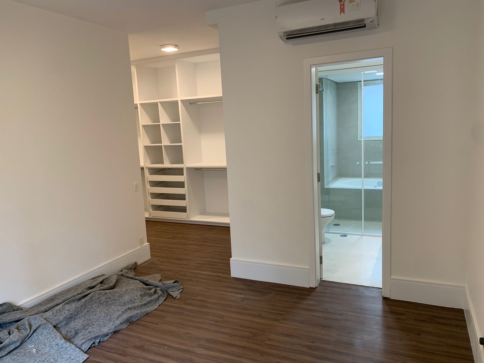 Apartamento à venda com 3 quartos, 223m² - Foto 16