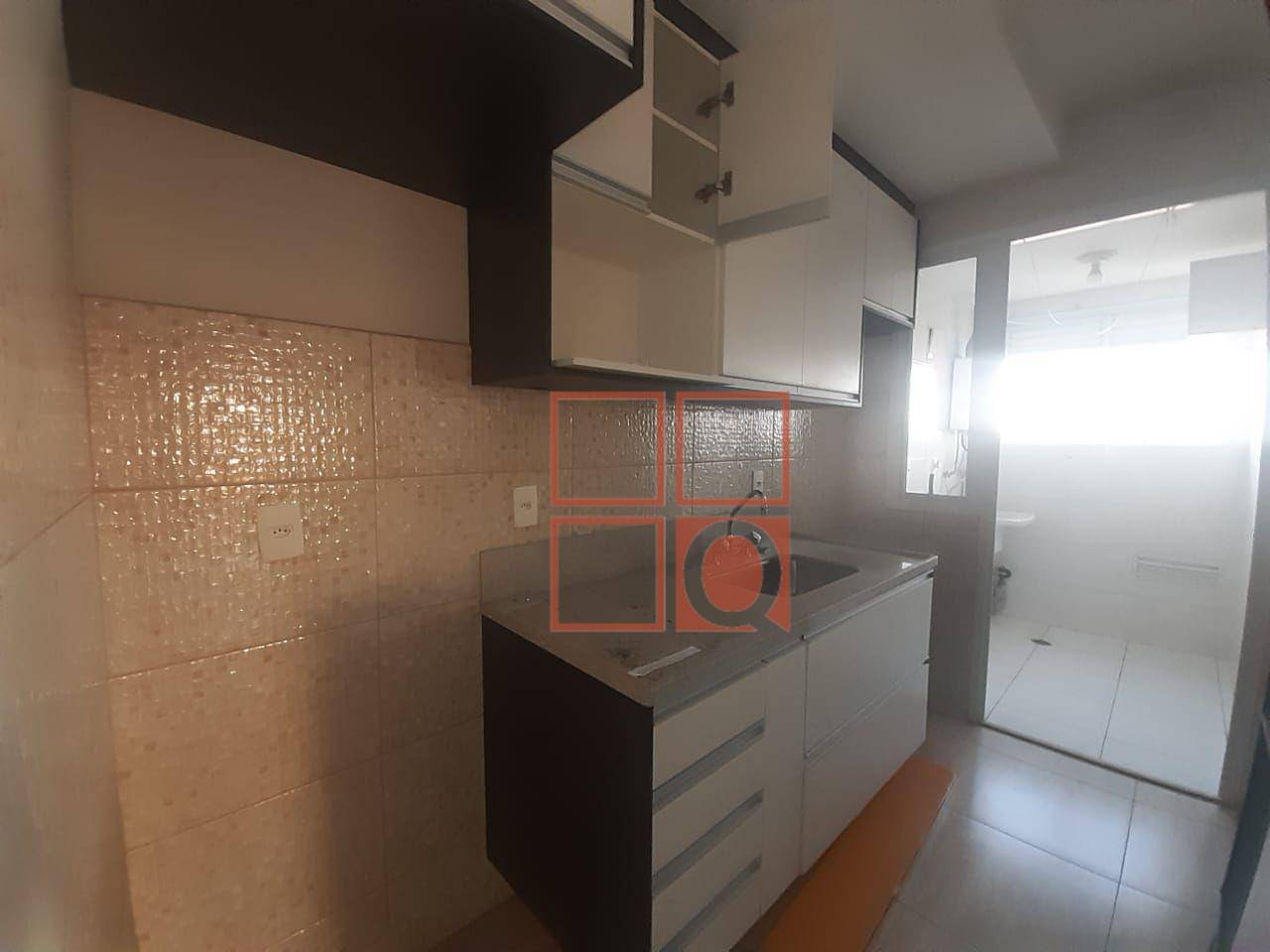 Apartamento à venda com 2 quartos, 71m² - Foto 4