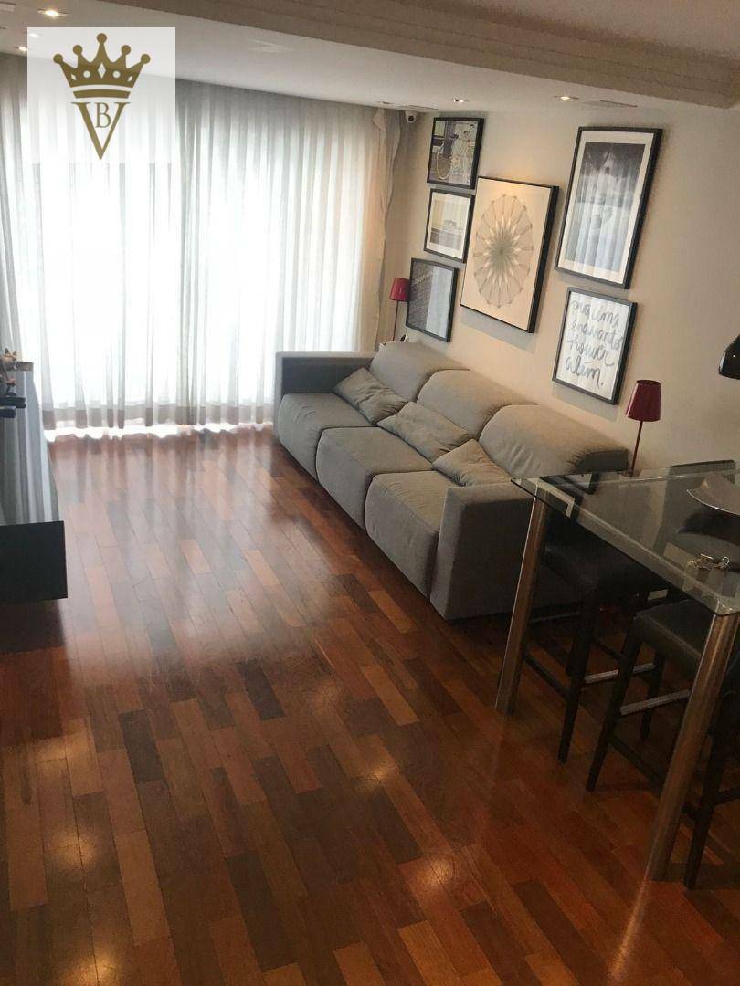 Casa à venda com 4 quartos, 240m² - Foto 1