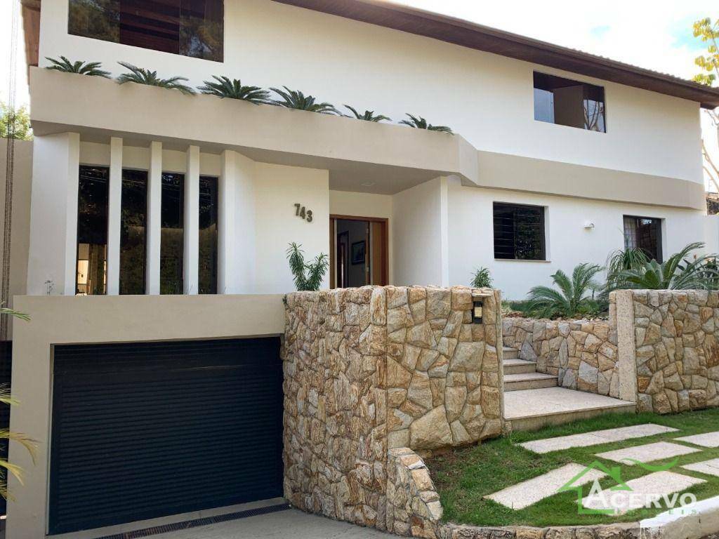 Casa de Condomínio à venda com 5 quartos, 650m² - Foto 1