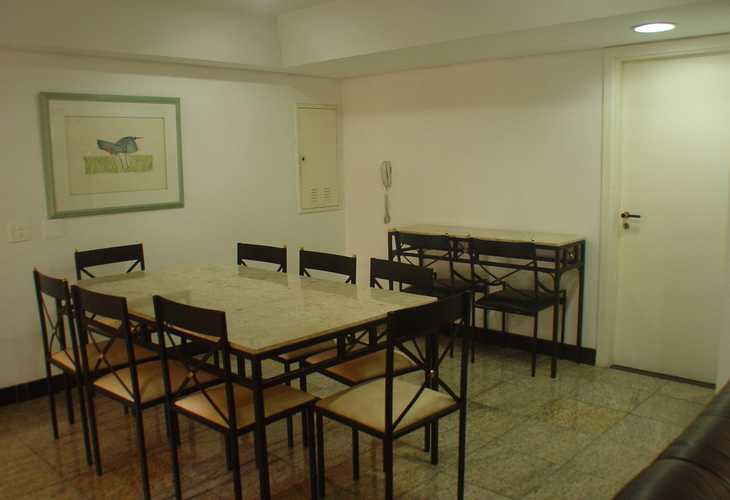 Apartamento à venda com 4 quartos, 158m² - Foto 2