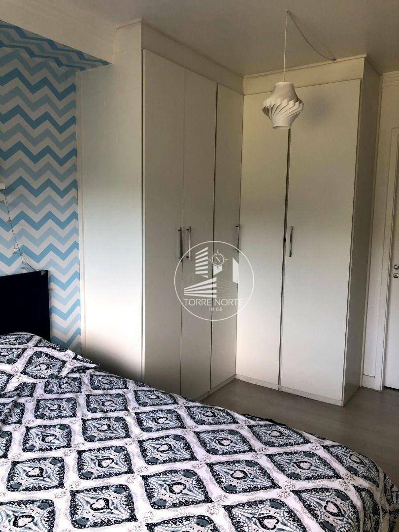 Apartamento à venda com 2 quartos, 60m² - Foto 13