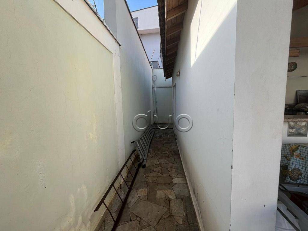 Casa à venda com 3 quartos, 385m² - Foto 52