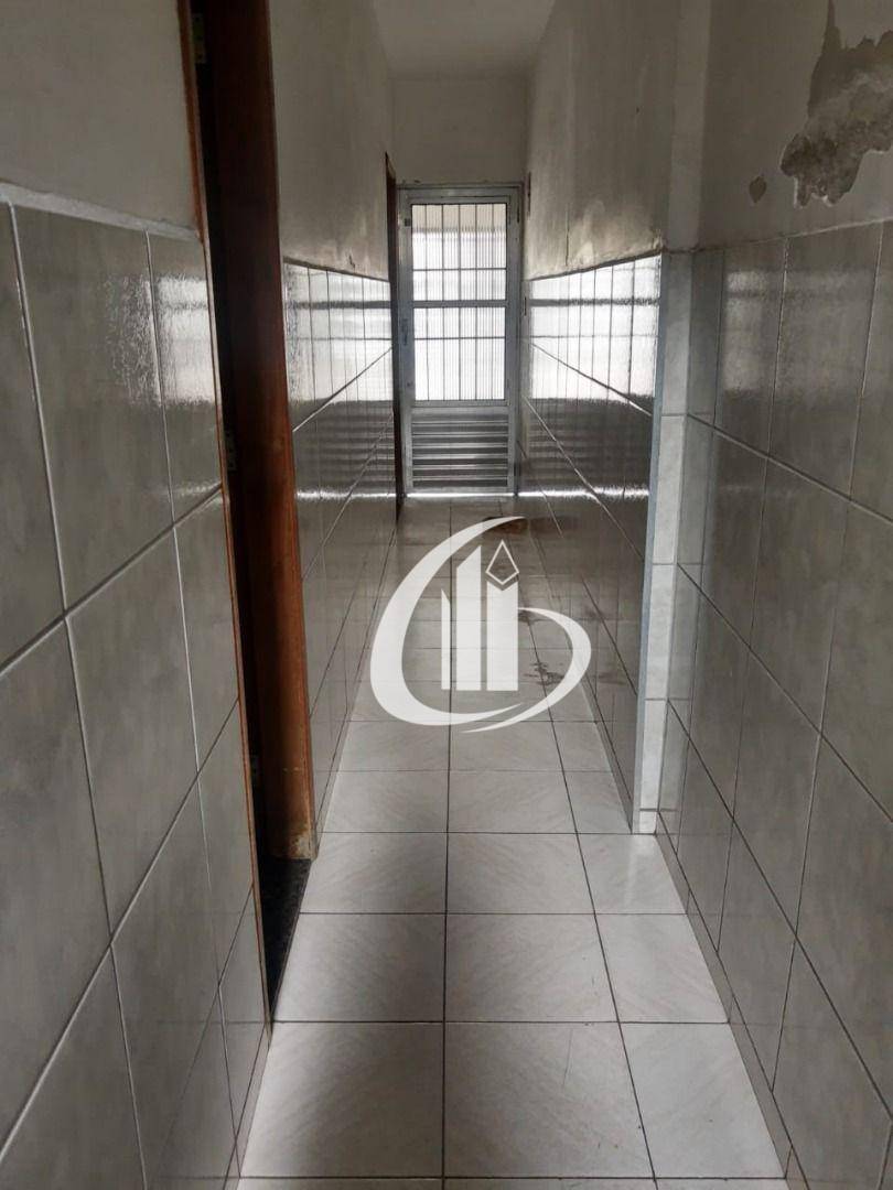 Sobrado à venda com 5 quartos, 150m² - Foto 5