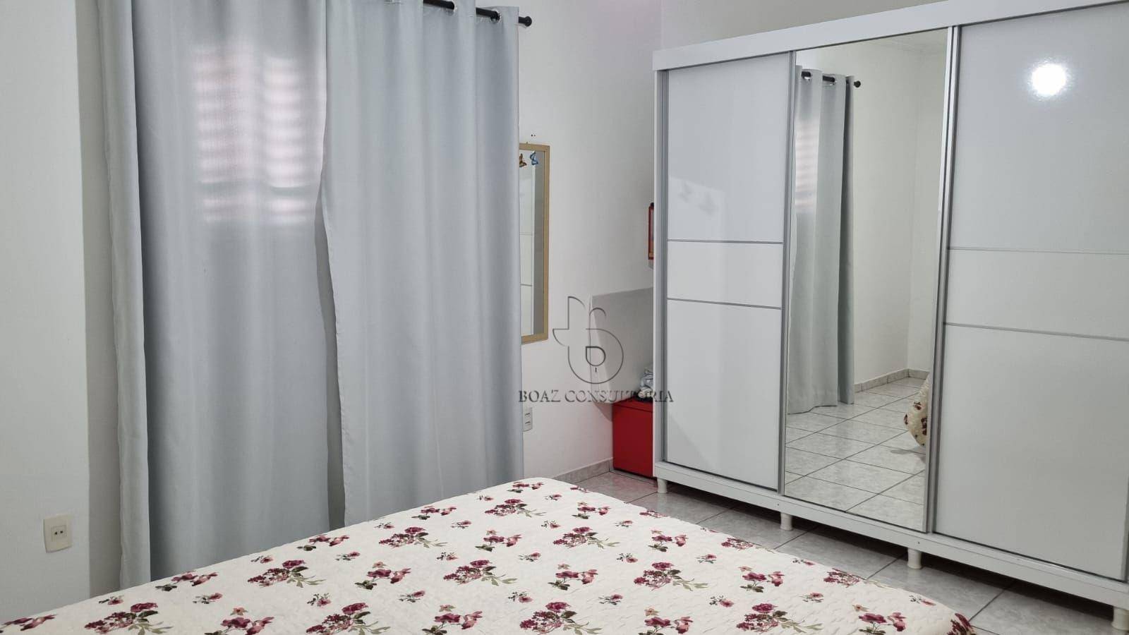 Casa à venda com 3 quartos, 218m² - Foto 5