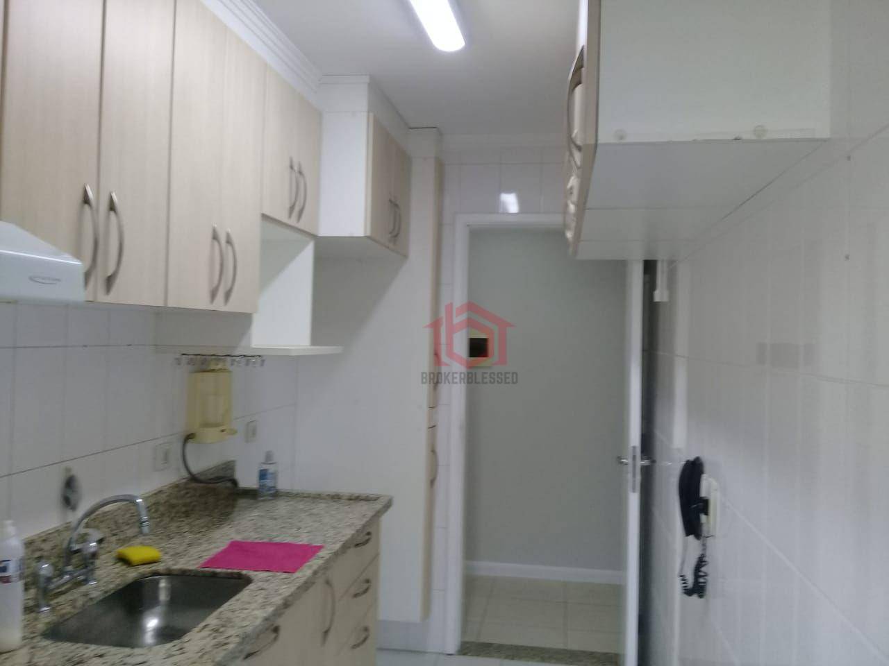 Apartamento à venda com 2 quartos, 62m² - Foto 12