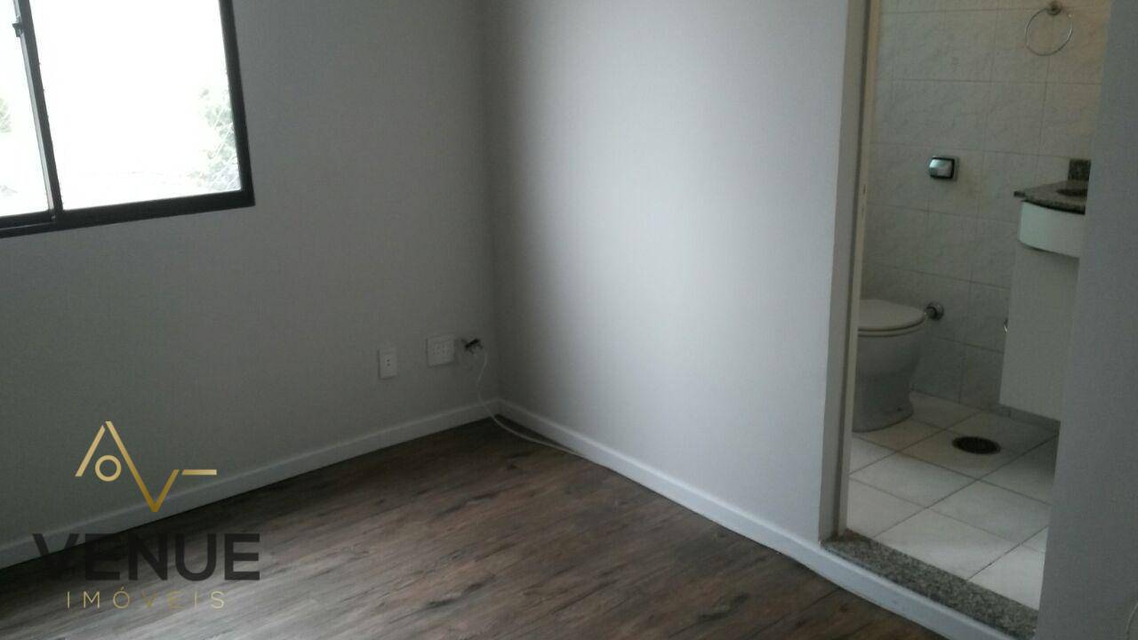 Apartamento à venda com 3 quartos, 85m² - Foto 4