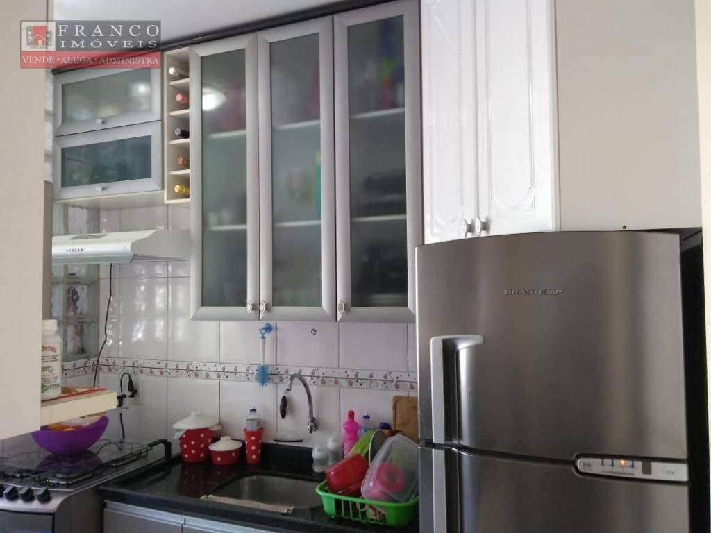Apartamento à venda com 2 quartos, 45m² - Foto 19