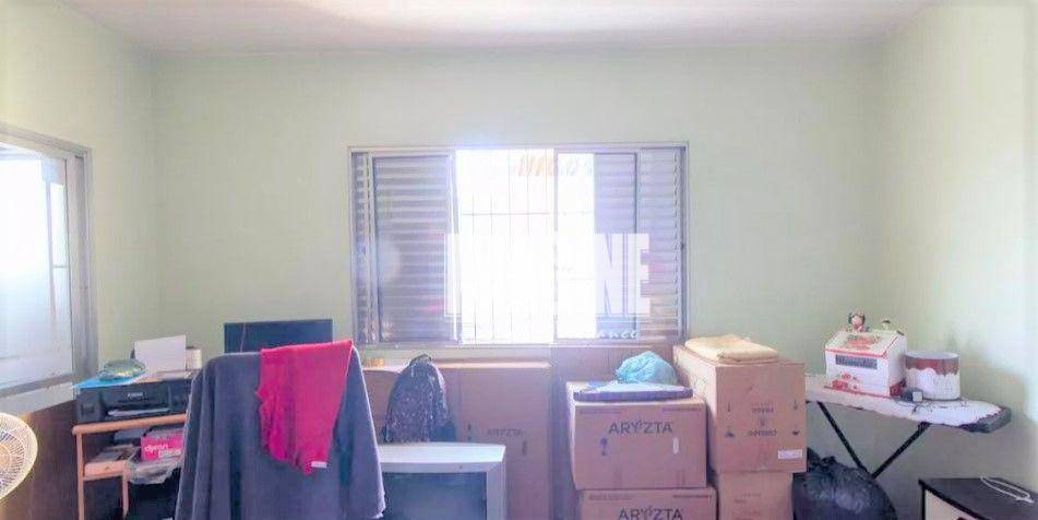 Sobrado à venda com 4 quartos, 300m² - Foto 17