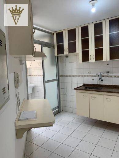 Apartamento à venda com 2 quartos, 50m² - Foto 2