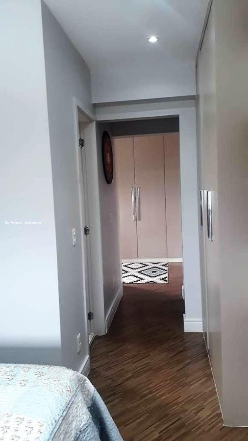 Apartamento à venda com 3 quartos, 104m² - Foto 17