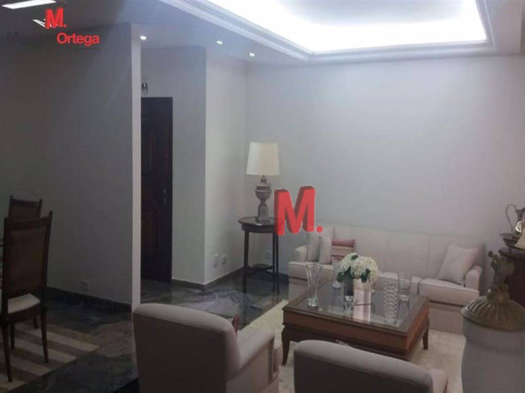 Apartamento à venda com 4 quartos, 212m² - Foto 5