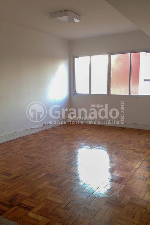 Apartamento à venda com 2 quartos, 63m² - Foto 3