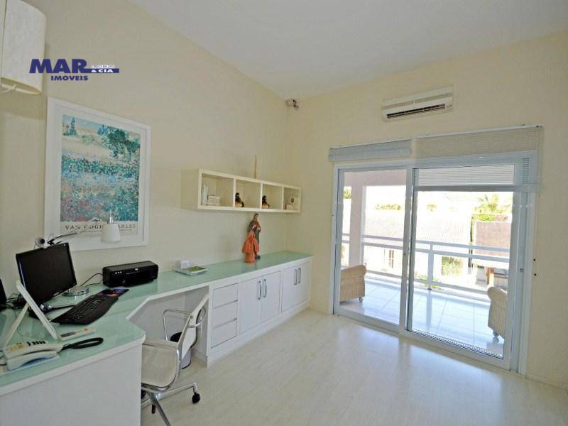 Casa à venda com 9 quartos, 1300m² - Foto 46