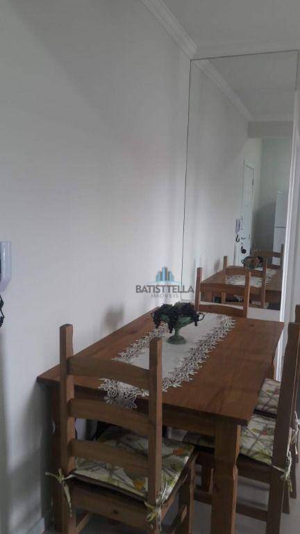 Apartamento à venda com 2 quartos, 68m² - Foto 3