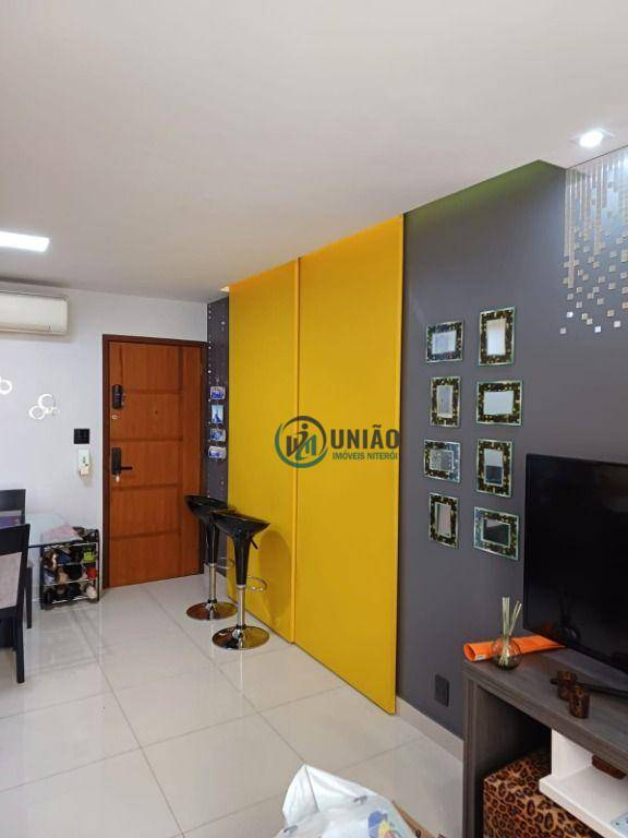 Apartamento à venda com 3 quartos, 130m² - Foto 13