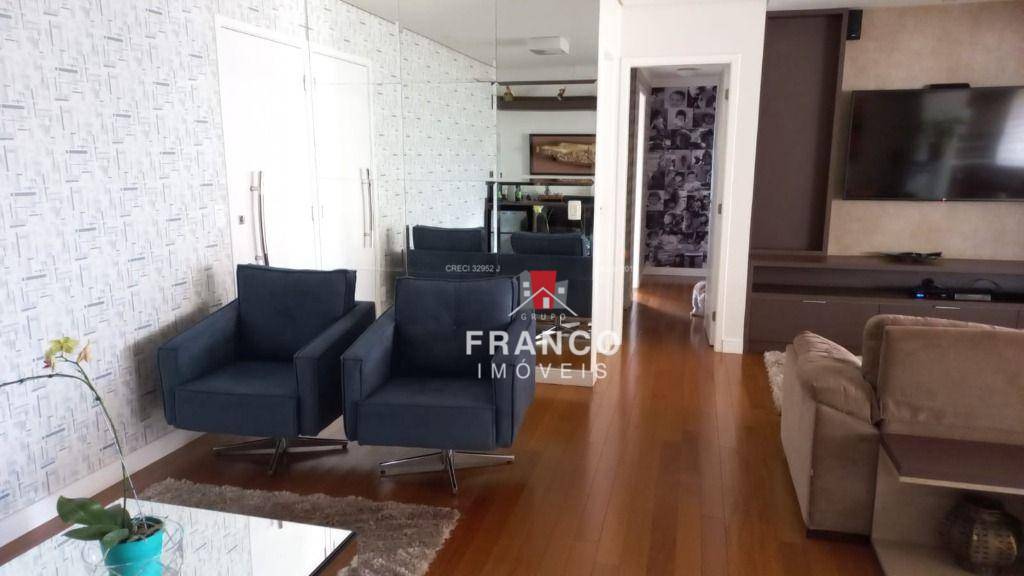 Apartamento à venda com 3 quartos, 147m² - Foto 9