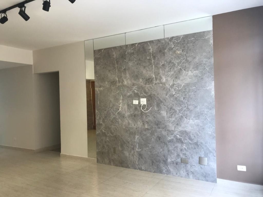 Apartamento à venda com 3 quartos, 148m² - Foto 1