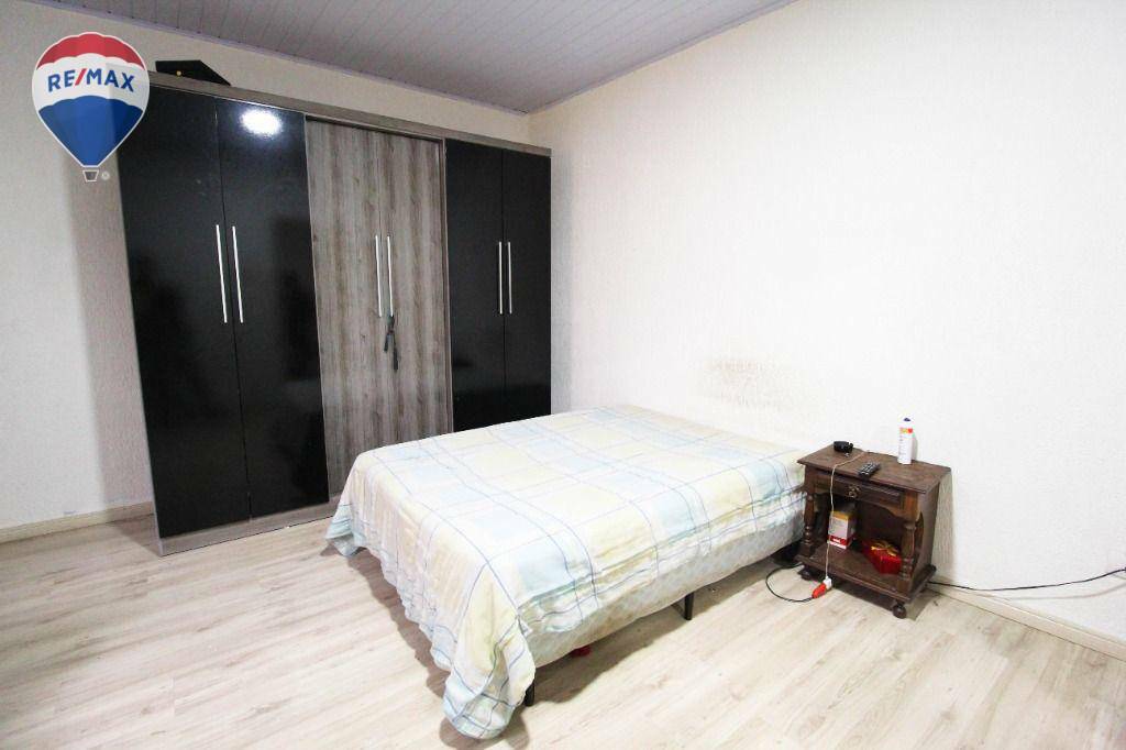 Casa à venda com 4 quartos, 140m² - Foto 19