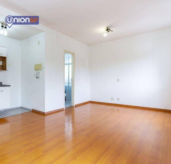 Apartamento à venda com 1 quarto, 38m² - Foto 1