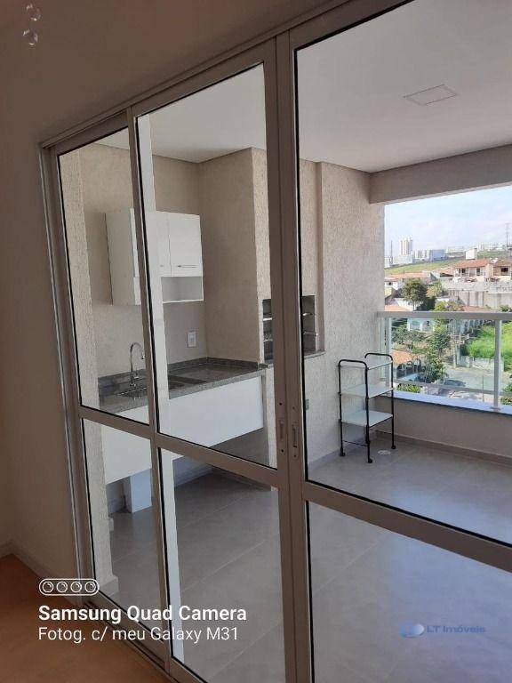 Apartamento para alugar com 3 quartos, 101m² - Foto 6