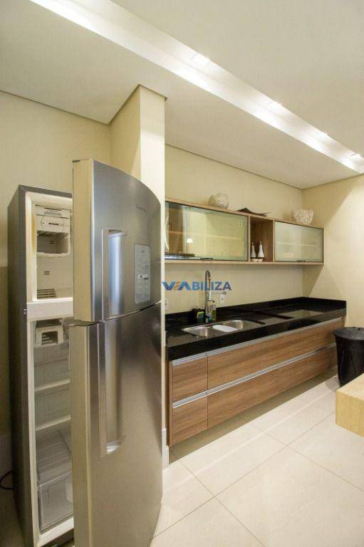 Apartamento à venda com 3 quartos, 202m² - Foto 40