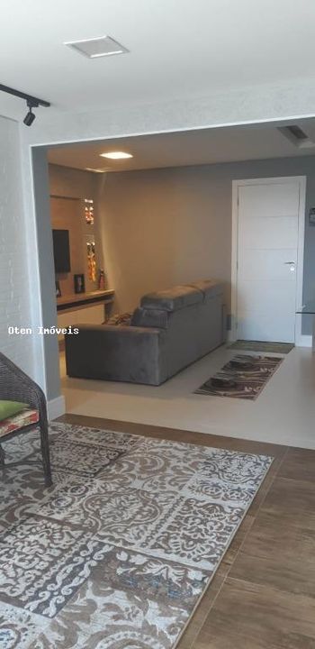 Apartamento à venda com 2 quartos, 90m² - Foto 1