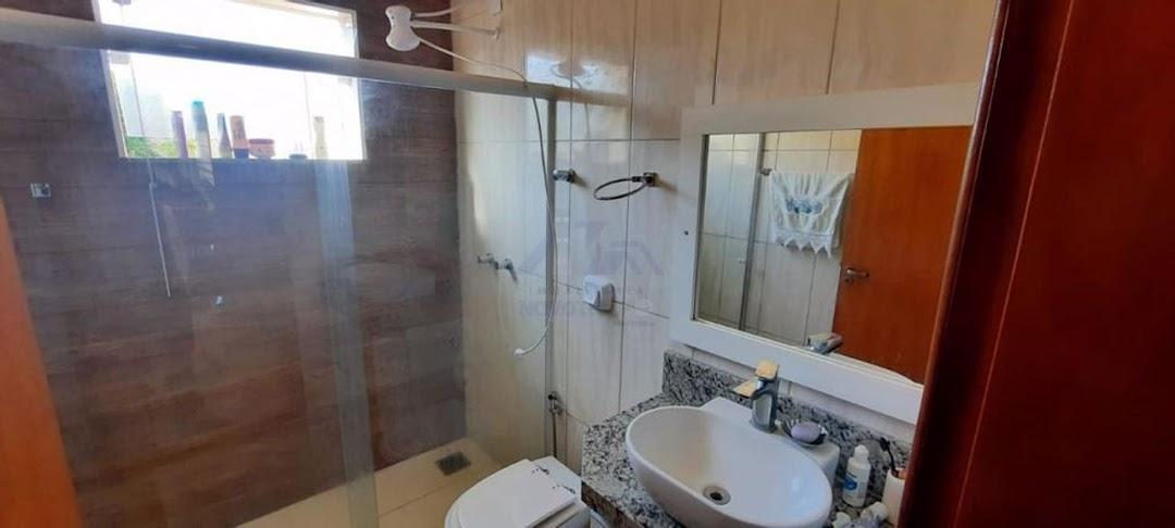 Casa à venda com 3 quartos, 200m² - Foto 38