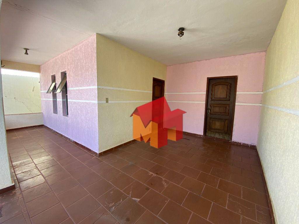 Casa à venda com 2 quartos, 158m² - Foto 3