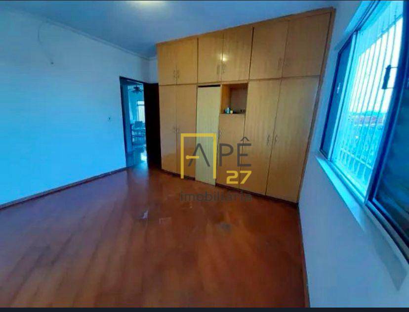 Sobrado à venda e aluguel com 3 quartos, 367m² - Foto 9