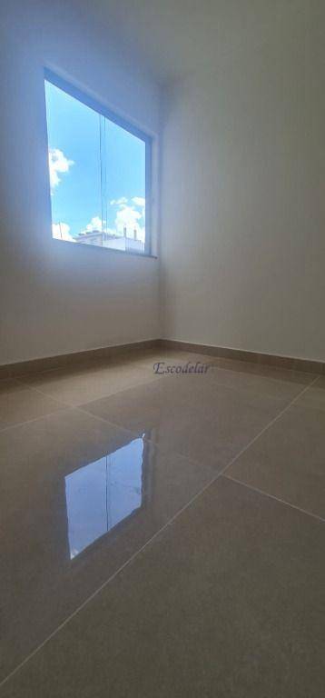 Apartamento à venda com 2 quartos, 46m² - Foto 2