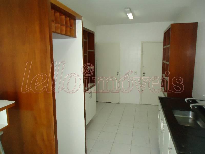 Apartamento para alugar com 3 quartos, 92m² - Foto 10