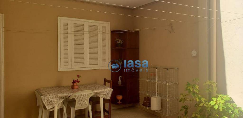 Sobrado à venda com 3 quartos, 218m² - Foto 30