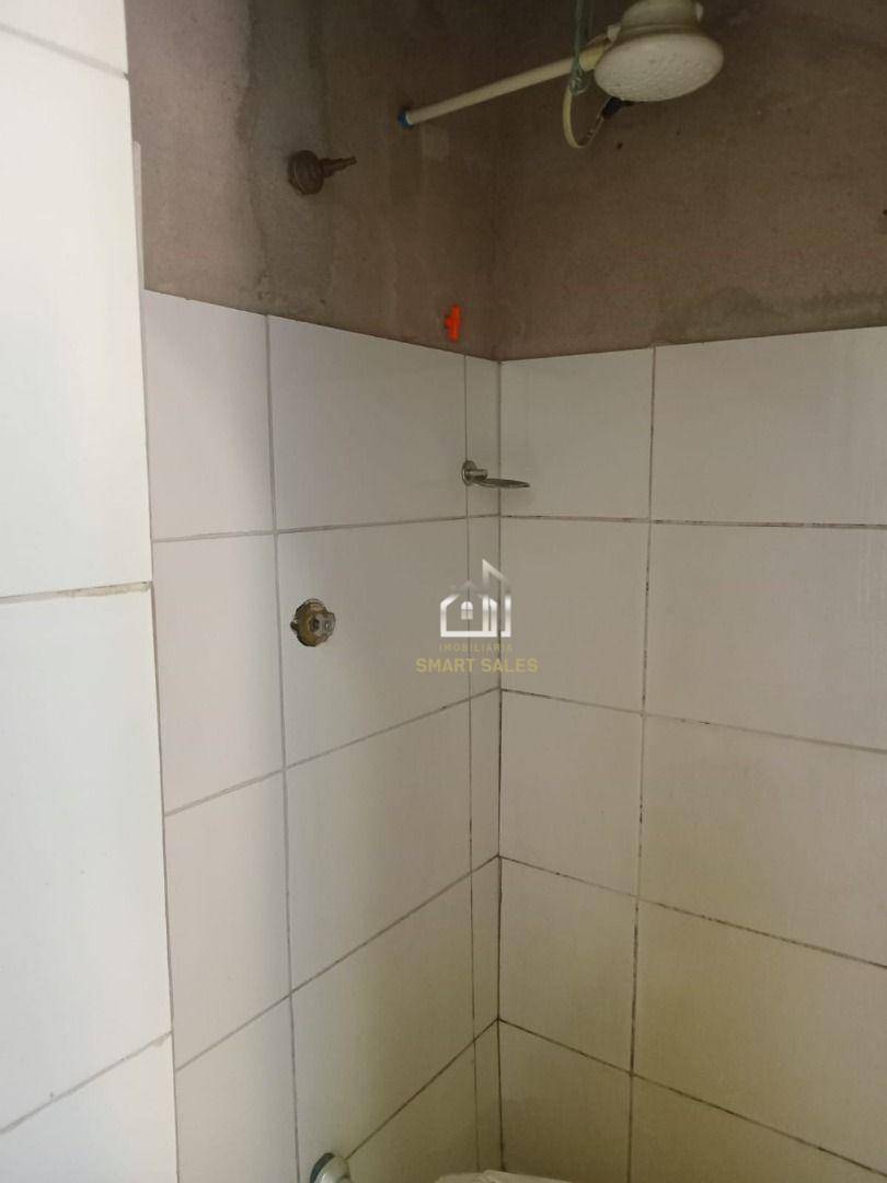 Casa à venda com 8 quartos, 350m² - Foto 36