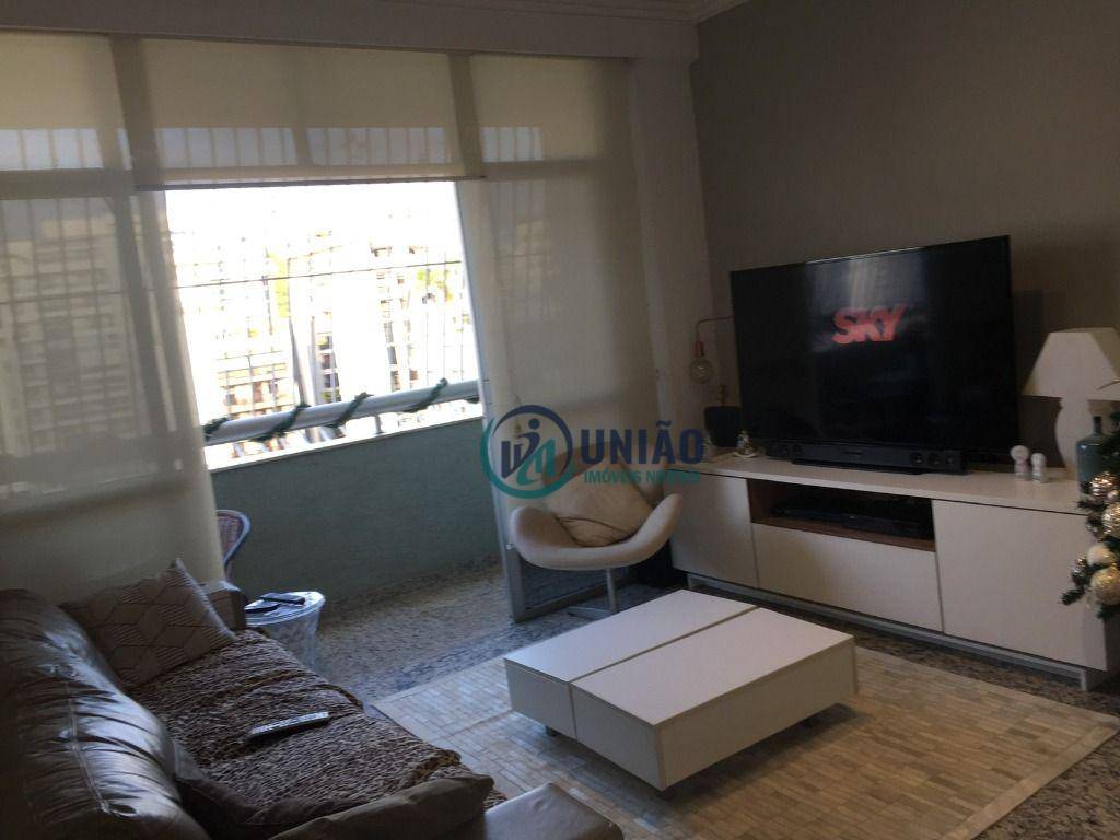 Apartamento à venda com 3 quartos, 115m² - Foto 1