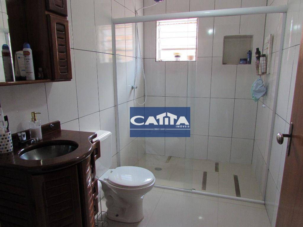 Casa à venda com 4 quartos, 200m² - Foto 9