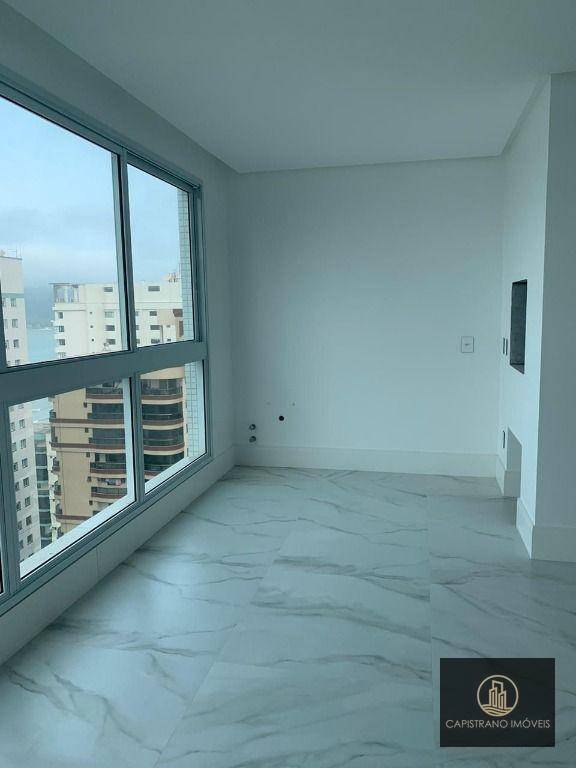 Apartamento à venda com 3 quartos, 151m² - Foto 14