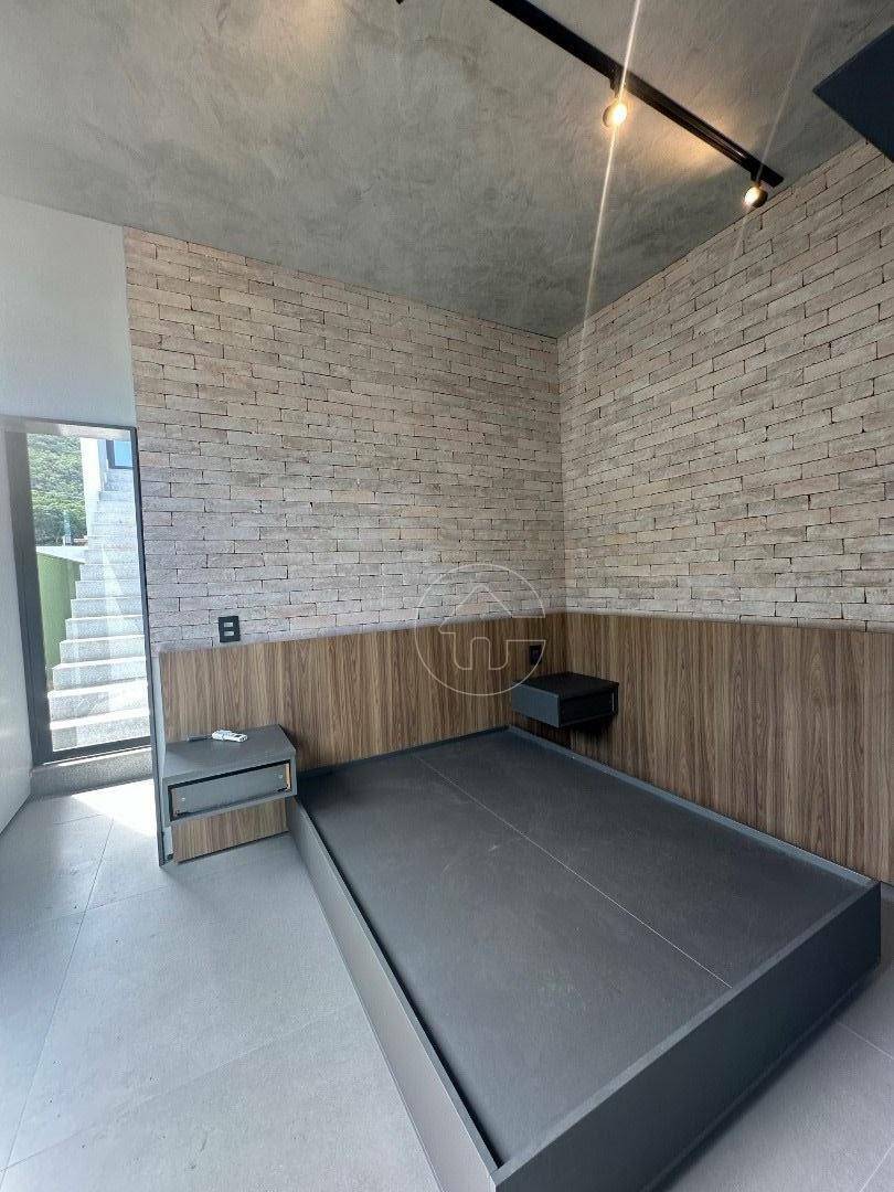 Casa à venda com 3 quartos, 197m² - Foto 6