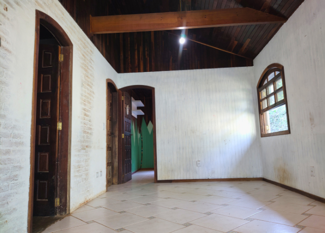 Casa à venda com 3 quartos, 1000m² - Foto 18