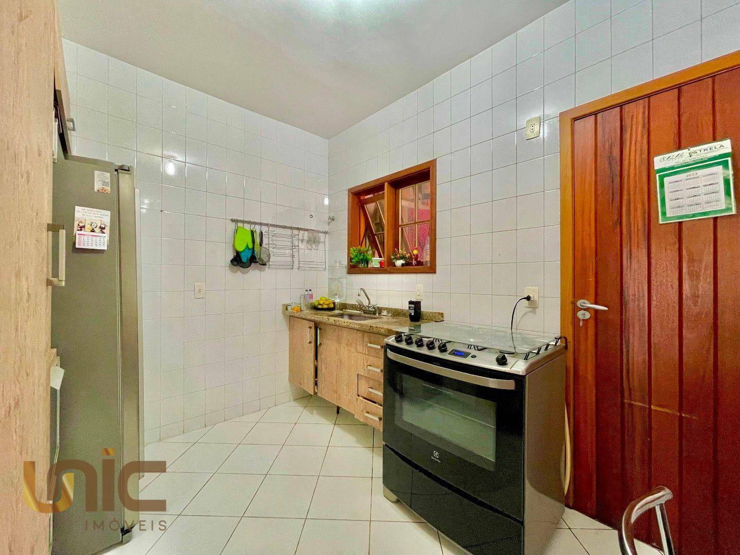 Casa de Condomínio à venda com 4 quartos, 119m² - Foto 9